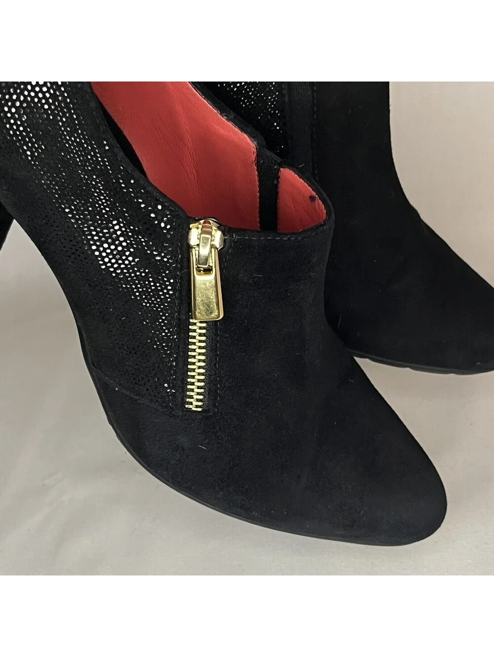Pas De Rouge Italy Black Suede & Metallic Zip Ankle Boot Women 38.5, US 7 WOW!